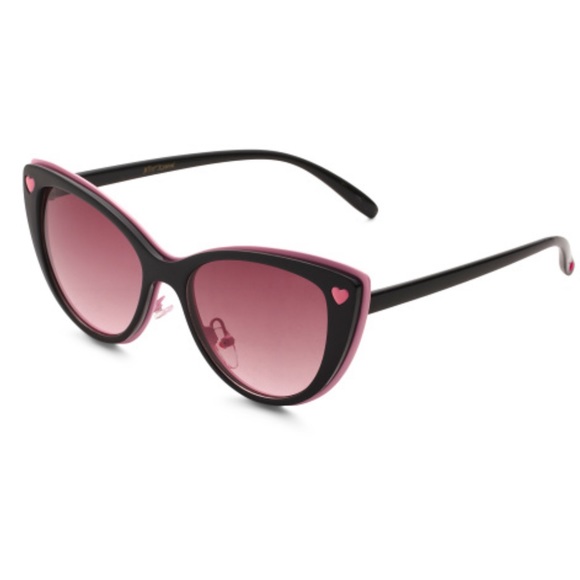 Betsey Johnson Accessories - BETSY JOHNSON ALL HEART TWO TONE CAT EYE SUNGLASSES BLACK/PINK